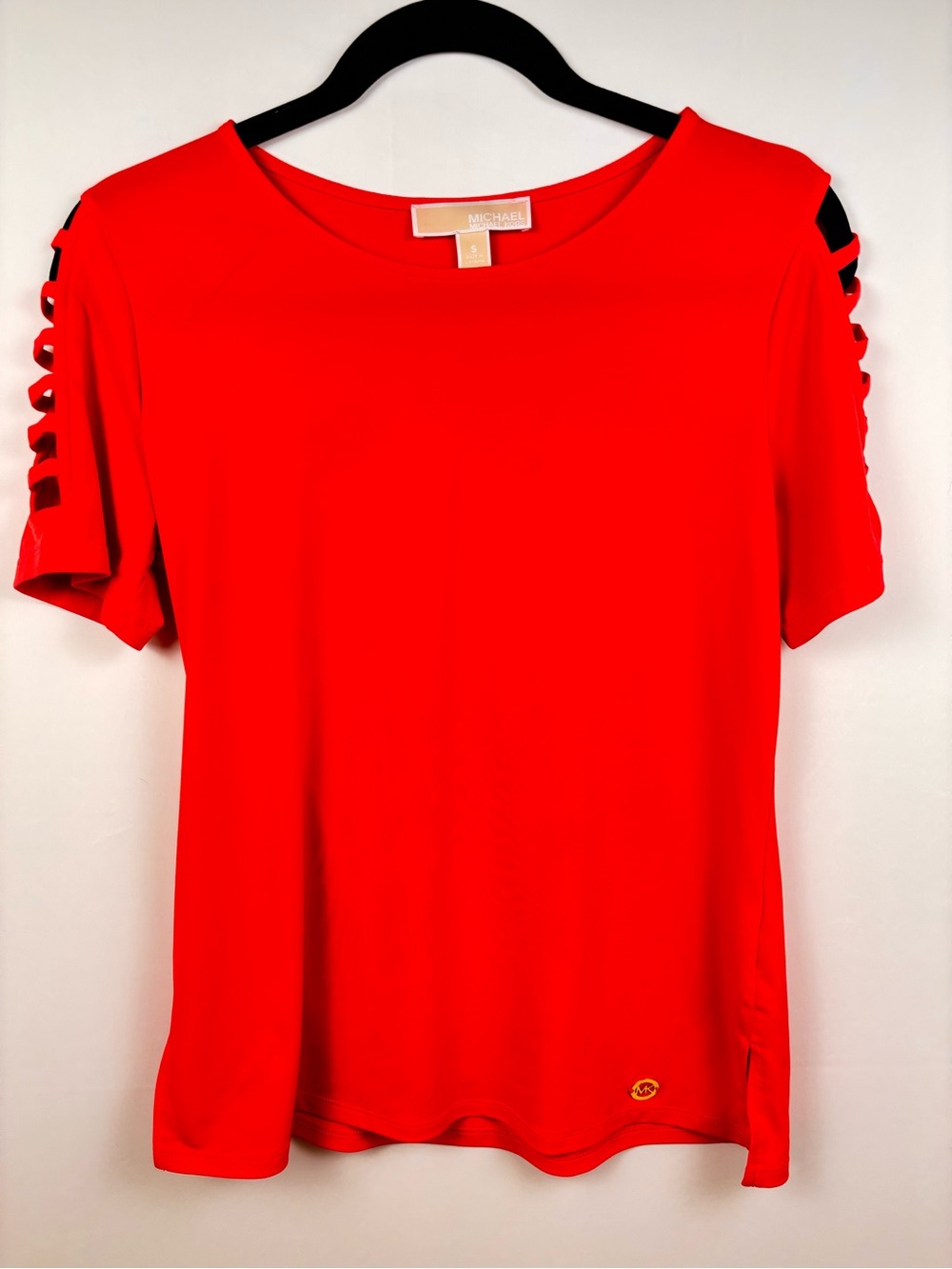 Michaels Red Short Sleeve Cutout Shoulder Top
